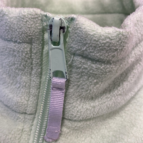 Columbia Light Green Zip Up Fleece Vest Youth 6/6X - Picture 5 of 15